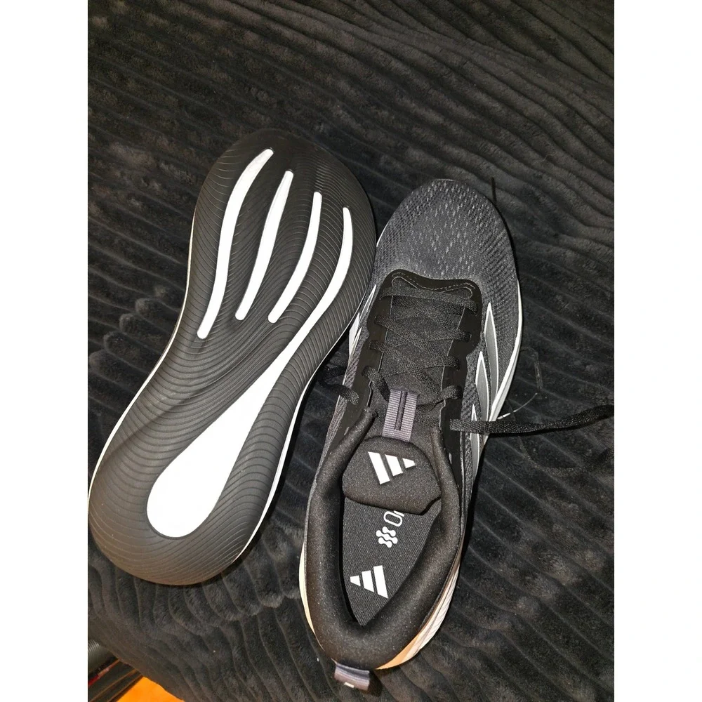 Adidas RESPONSE PACE RUNNING SHOES size 10 new